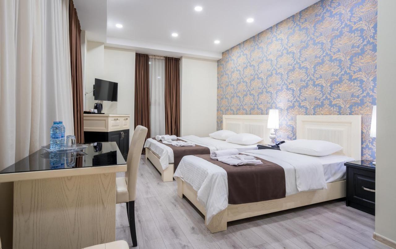 Capitol Hotel By Umbrella Tbilisi Luaran gambar